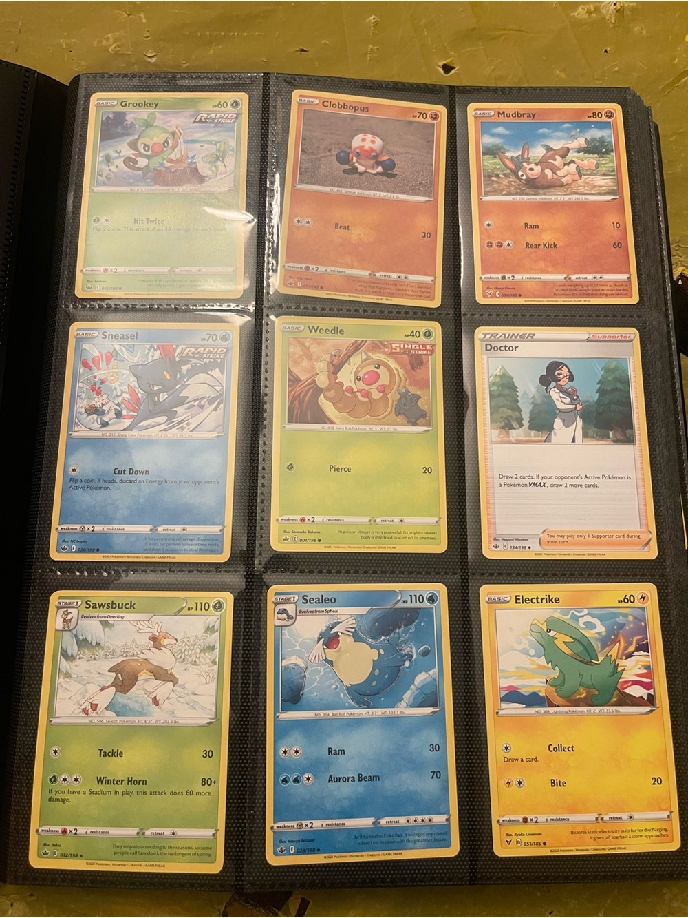 Pokémon TCG Bulk Card Assorted Cards Sword & Shield Era 360 Cards Mixed Bundle